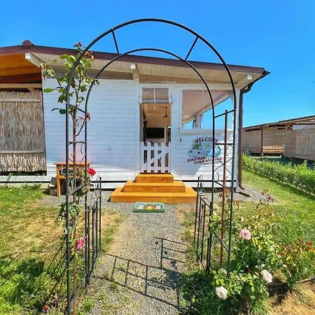 Campingplatz каравани дрийм арапя *