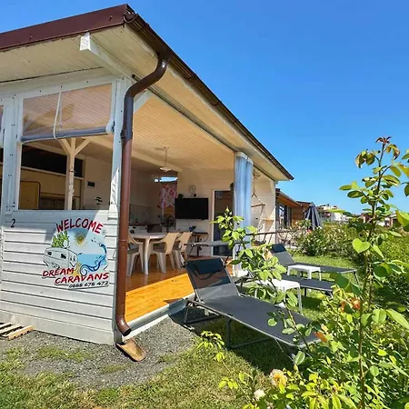 Campingplatz каравани дрийм арапя Zarewo