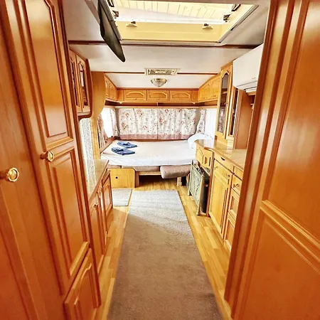 Camping каравани дрийм арапя *