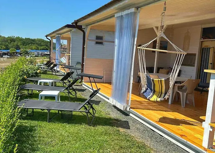 Campsite каравани дрийм арапя